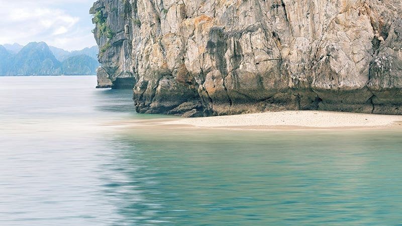 bigstock-seascape-of-Halong-Bay-Vietna-85950581