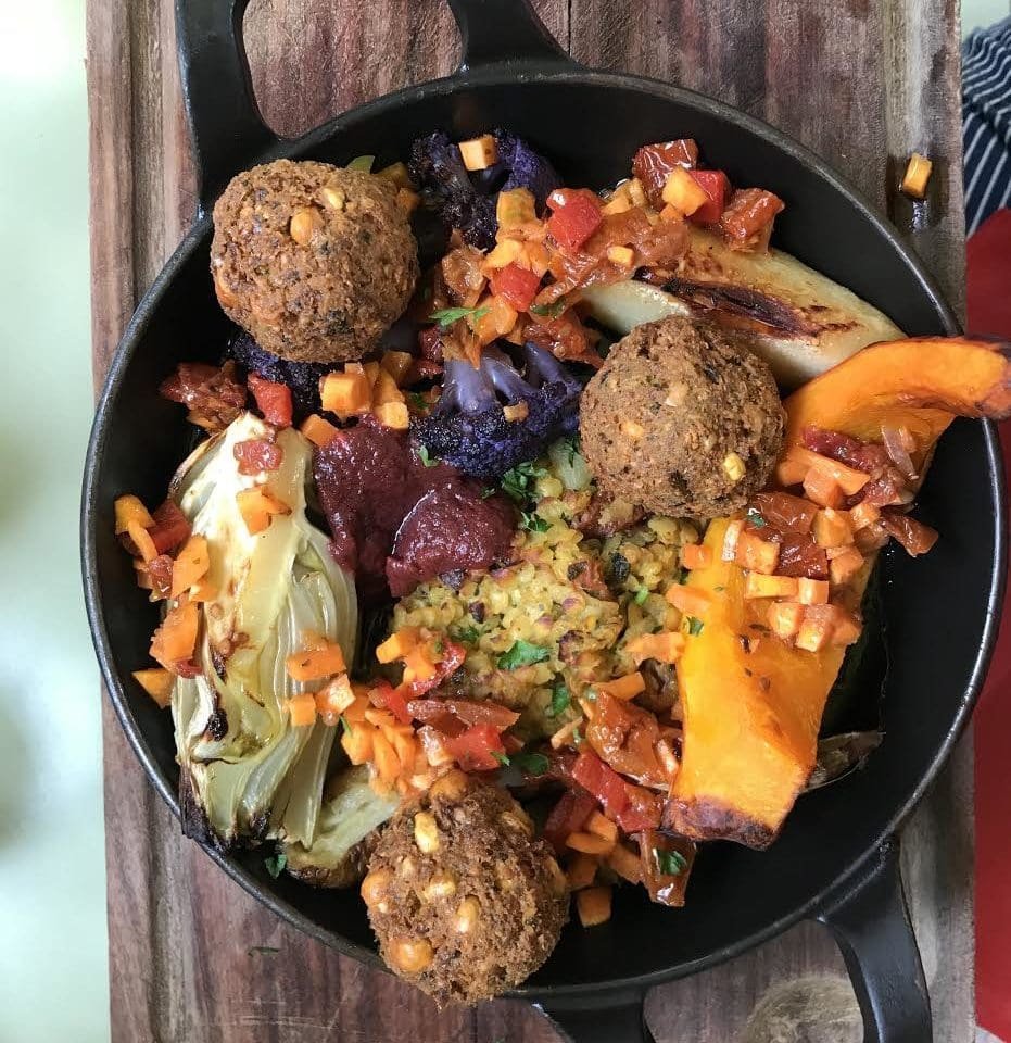 Falafel platter